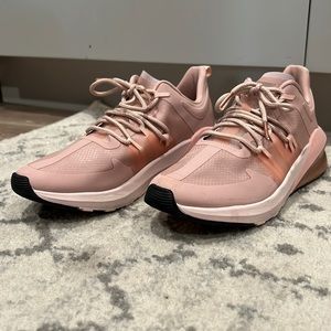 Fabletics Rose Gold Pink Tennis Shoes 8